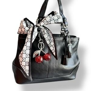 Y2k Coach 2005 Hampton Satchel Shoulder Bag Black Leather Tassel Vintage‎ Glam